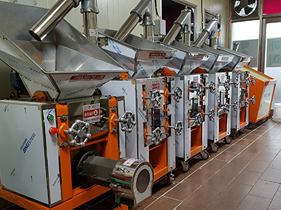 이천 고추방앗간기계, 이천고추기계, 이천고추가루기계, 고추기계, 고추가루기계, 고추방앗간자동화, 고추방앗간자동화라인, 고추기계자동화시스템, 고추로라자동화라인, 청양고추기계, 청양고추가루기계, 청양고추씨분리기, 고추방앗간기계, 고추가공라인설비, 고추가공기계설비, 고추가공시설, 고추가공라인