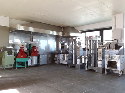 파주고추기계, 파주고추방앗간기계, 고추가루기계, 고추기계, 고추방앗간자동화, 고추방앗간자동화라인, 고추기계자동화시스템, 고추로라자동화라인, 청양고추기계, 청양고추가루기계, 청양고추씨분리기, 고추방앗간기계, 청양고추방앗간기계, 고추방앗간, 고추가공라인설비, 고추가공기계설비, 고추가공시설, 고추가공라인